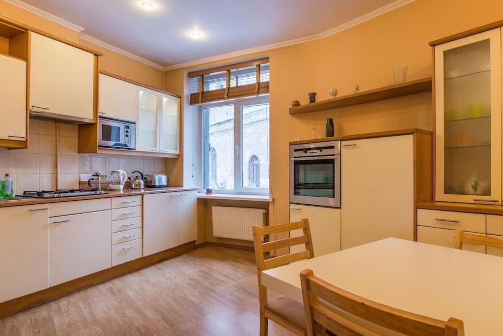 Old Town Apartment Next To Saint Peter'S Church Ρίγα Εξωτερικό φωτογραφία